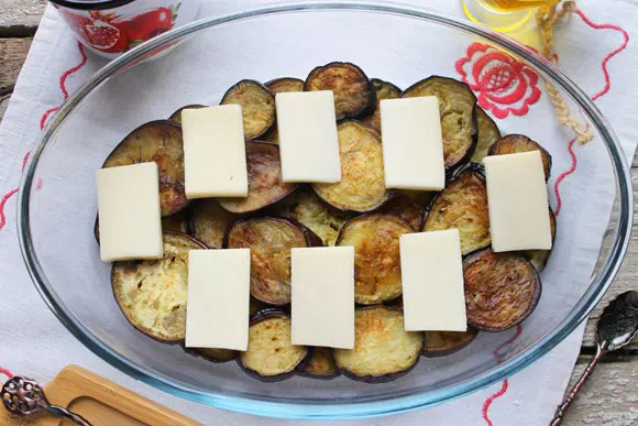 баклажаны с сыром в духовке рецепт фото 7